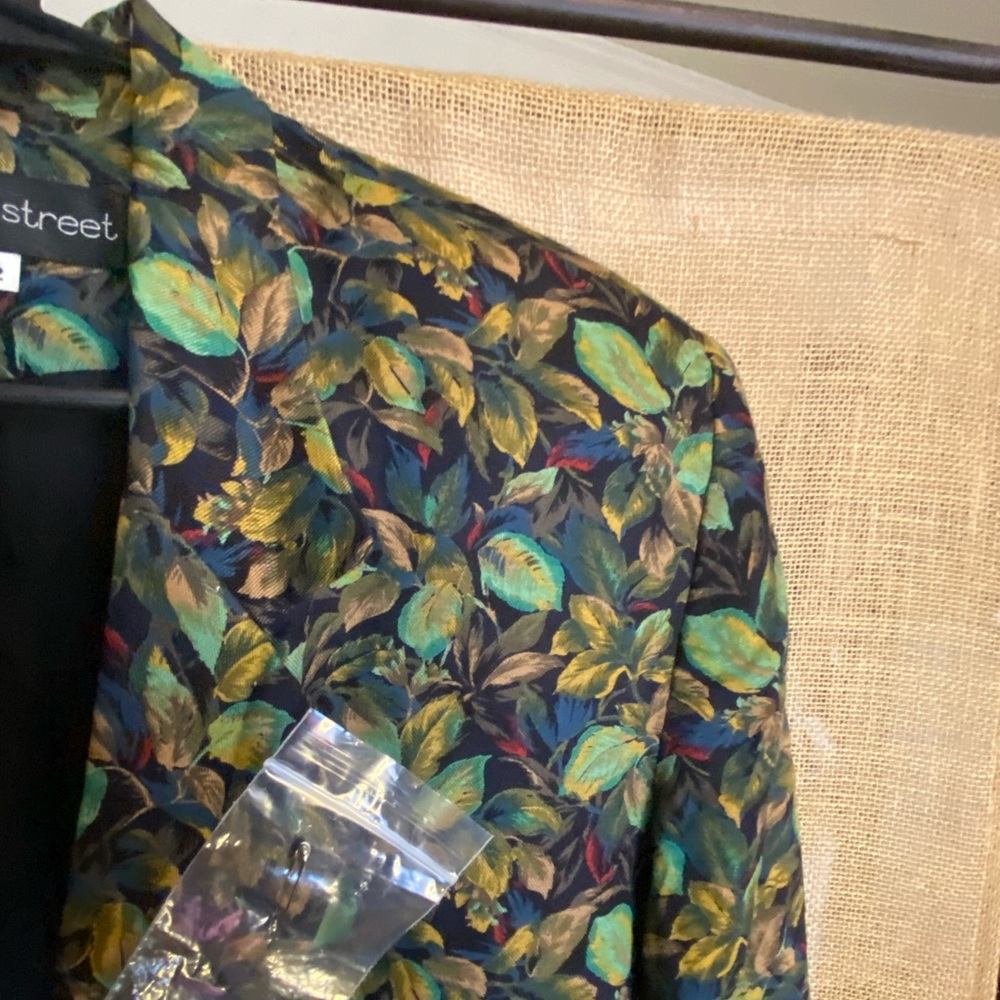 Vintage Floral Blazer - Picture 10 of 11